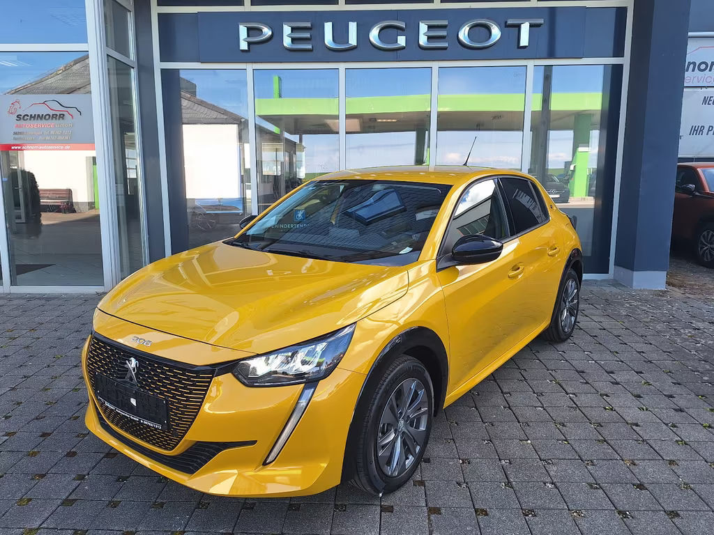 Peugeot e-208