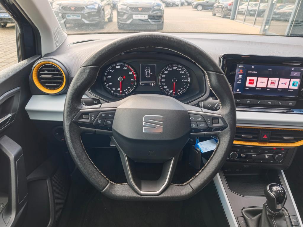 Seat Arona