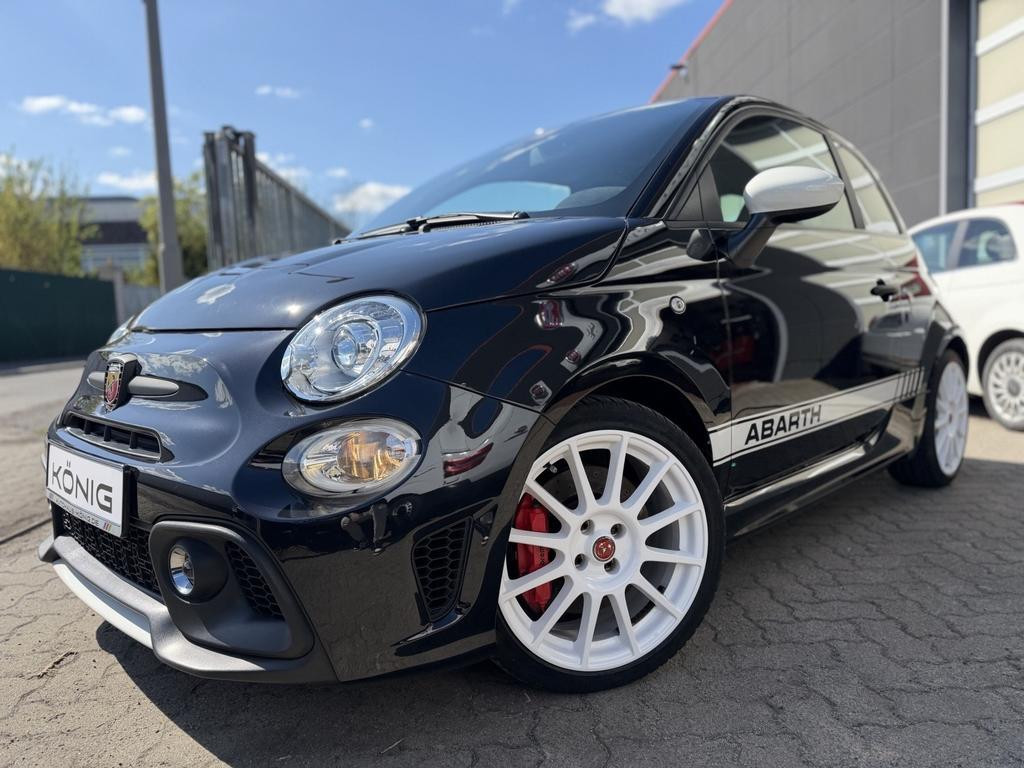 Abarth 695 2022 Benzine