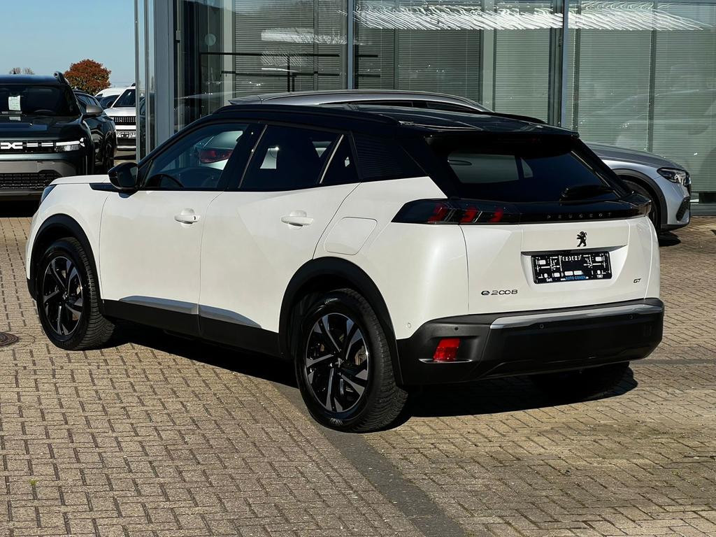 Peugeot e-2008