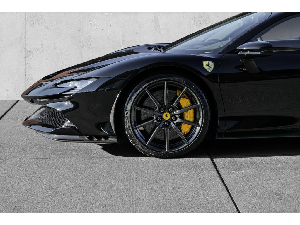 Ferrari SF90