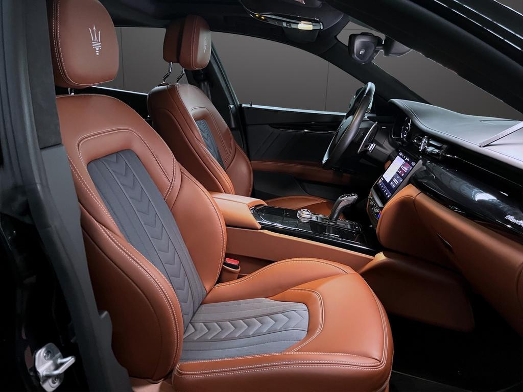 Maserati Quattroporte