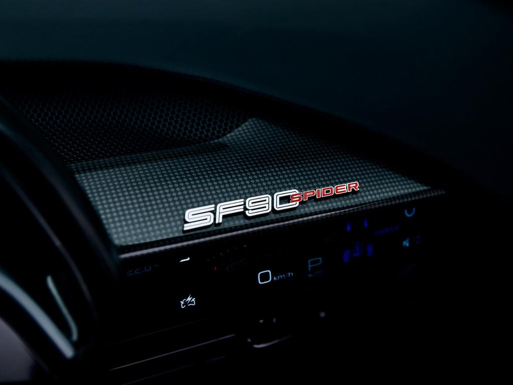 Ferrari SF90