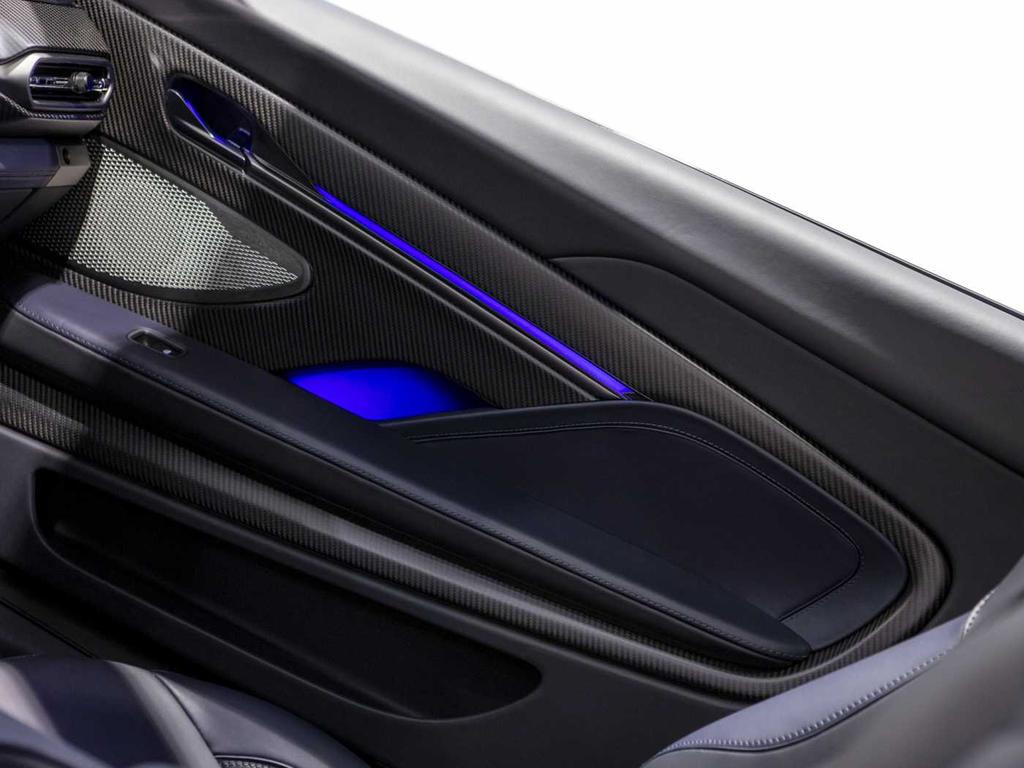 Aston Martin Vanquish