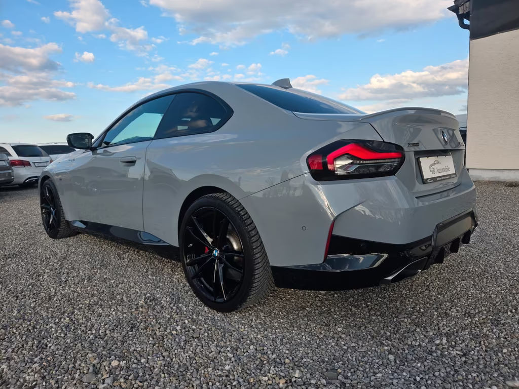 BMW M2