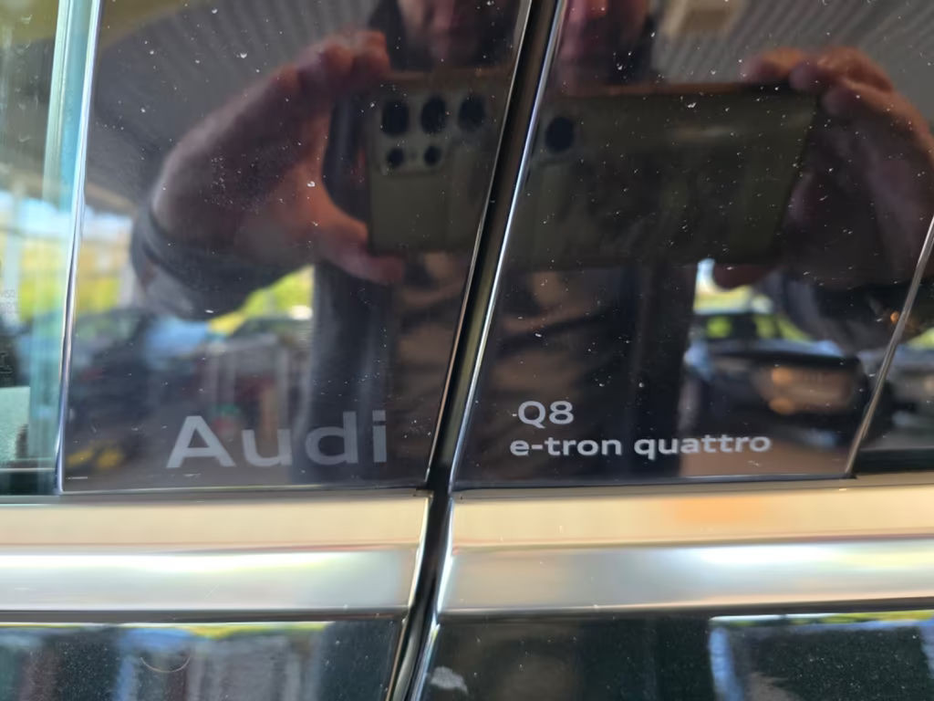 Audi Q8 e-tron