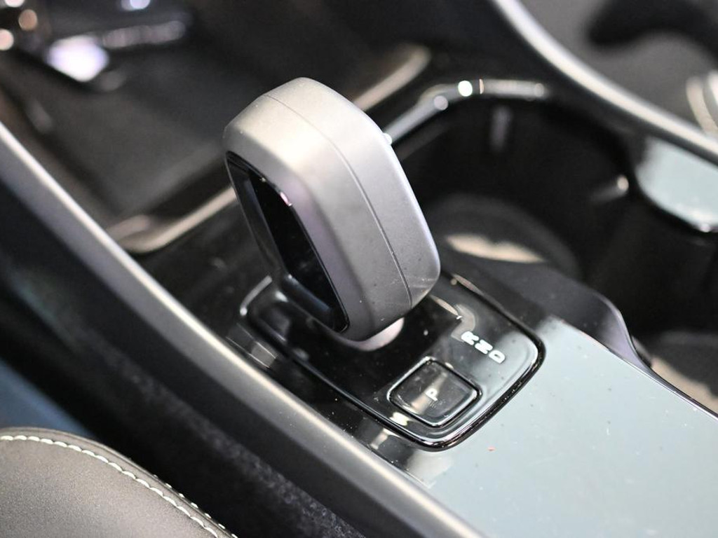 Volvo EX40