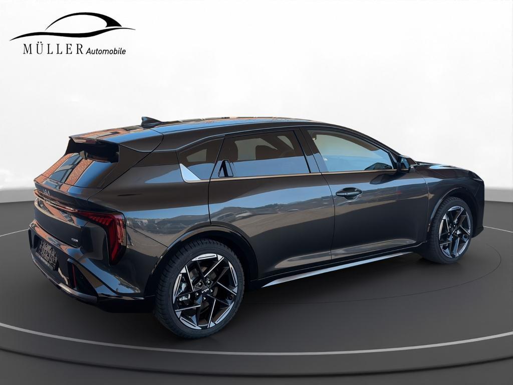 Kia K4