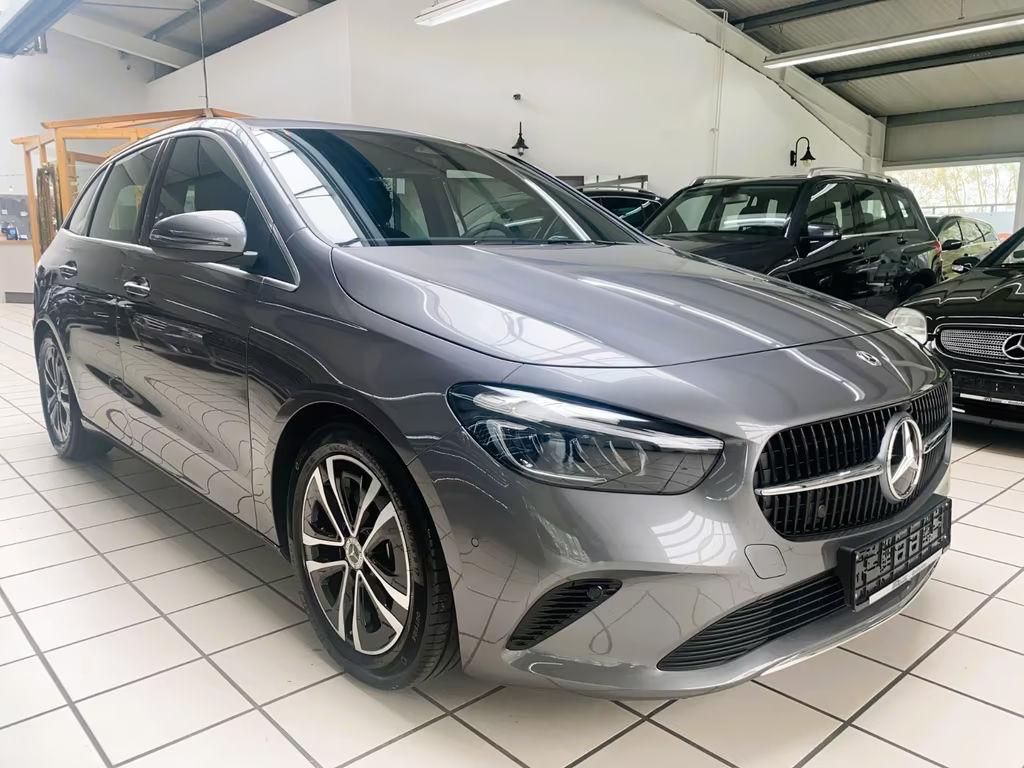 Mercedes-Benz B-Klasse 2024 Benzine