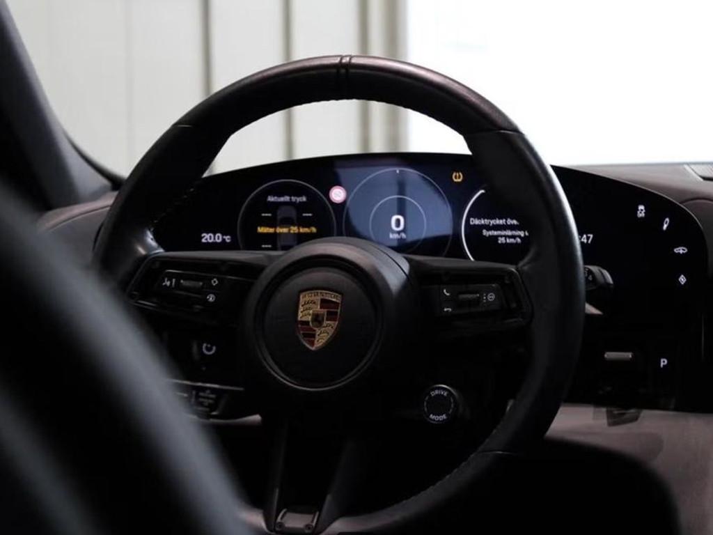 Porsche Taycan