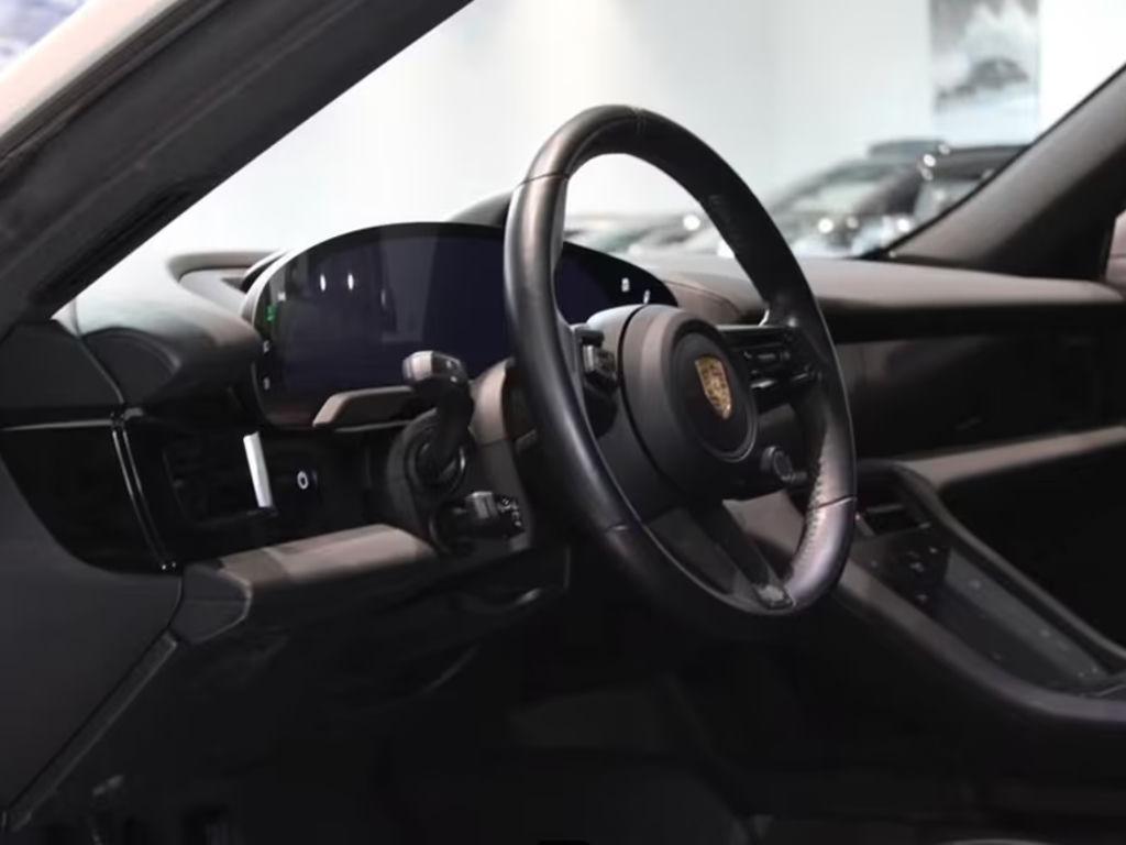 Porsche Taycan