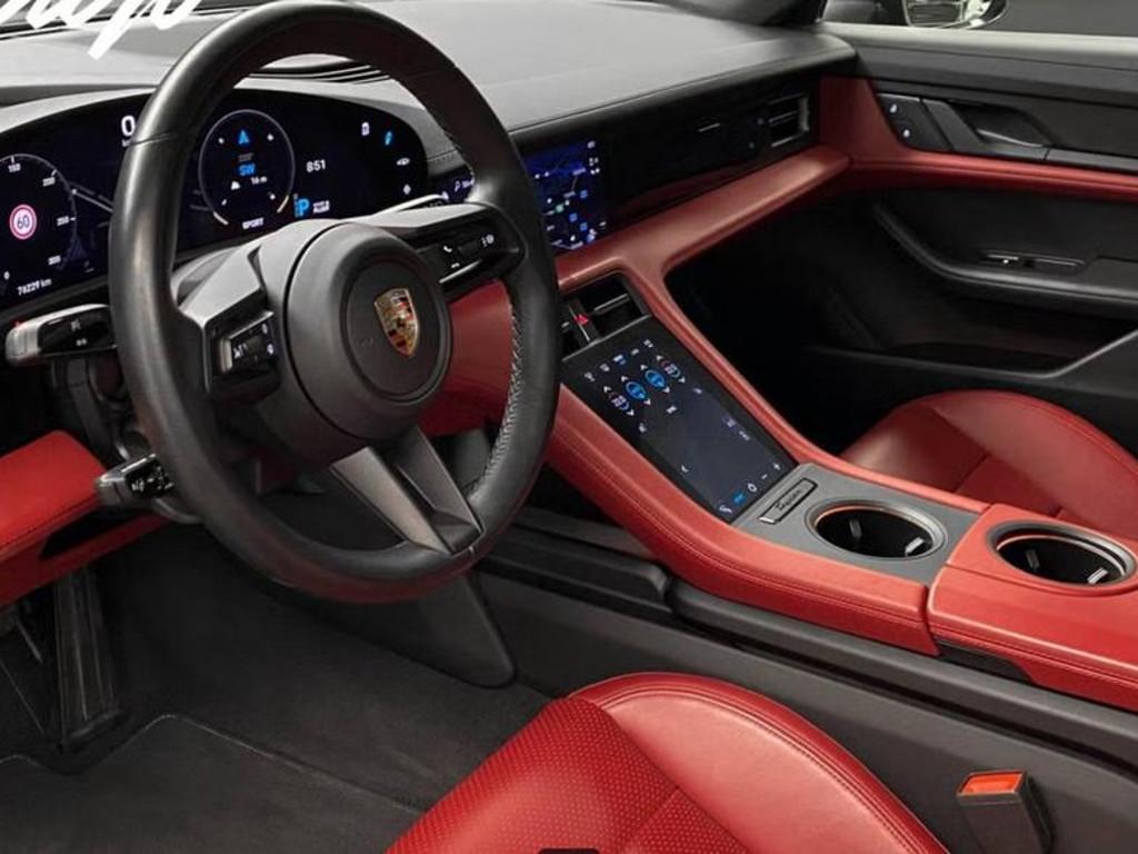 Porsche Taycan