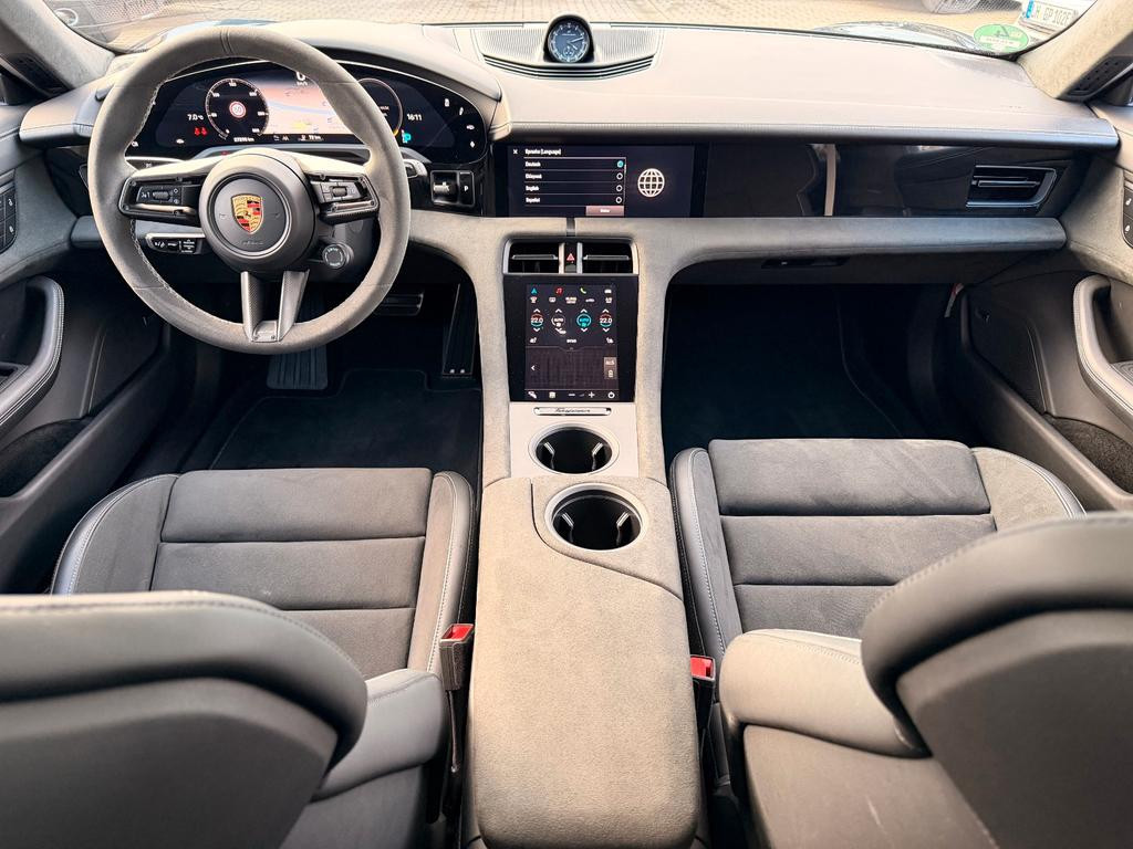 Porsche Taycan