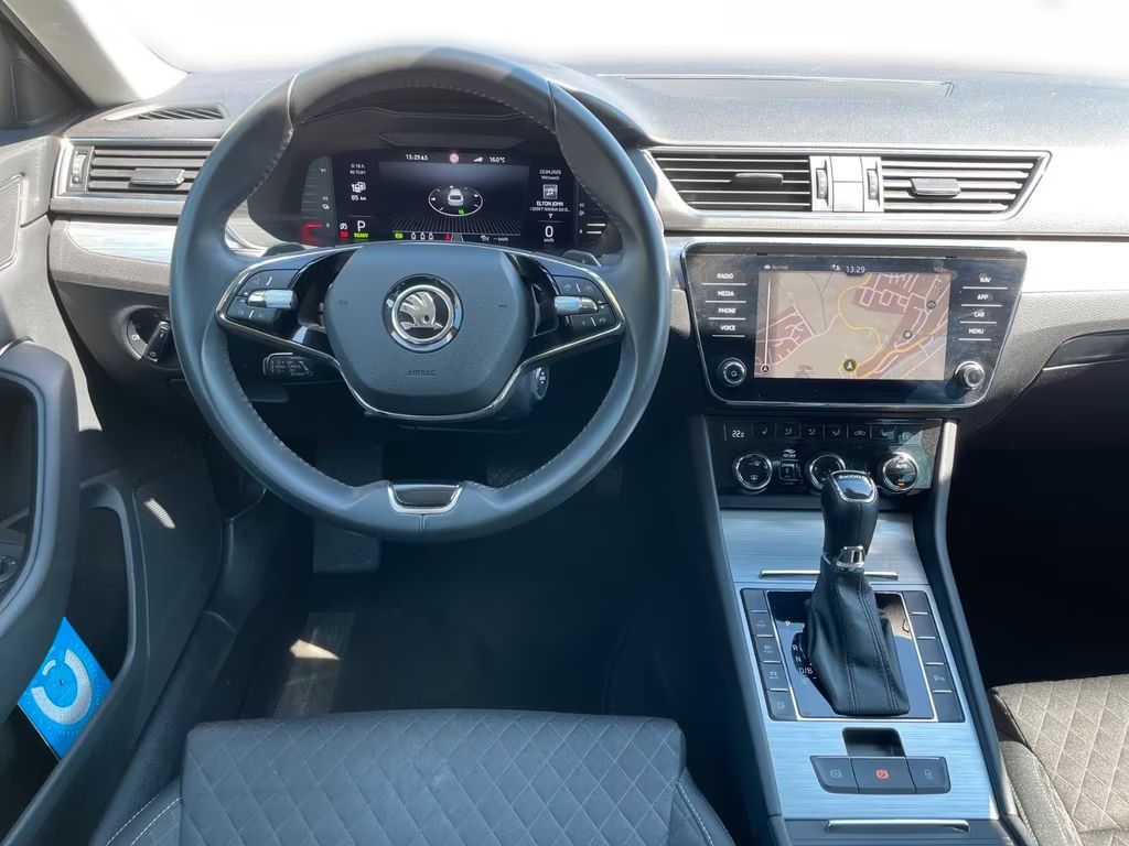 Skoda Superb