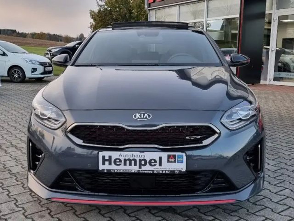 Kia ProCeed