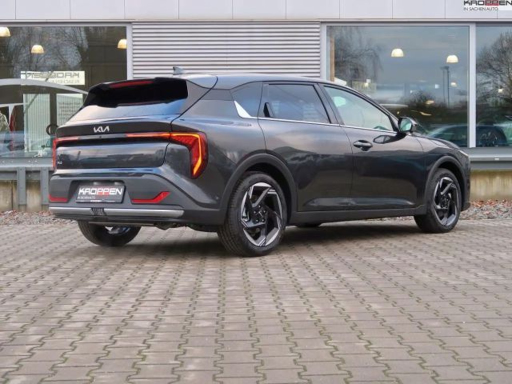 Kia K4
