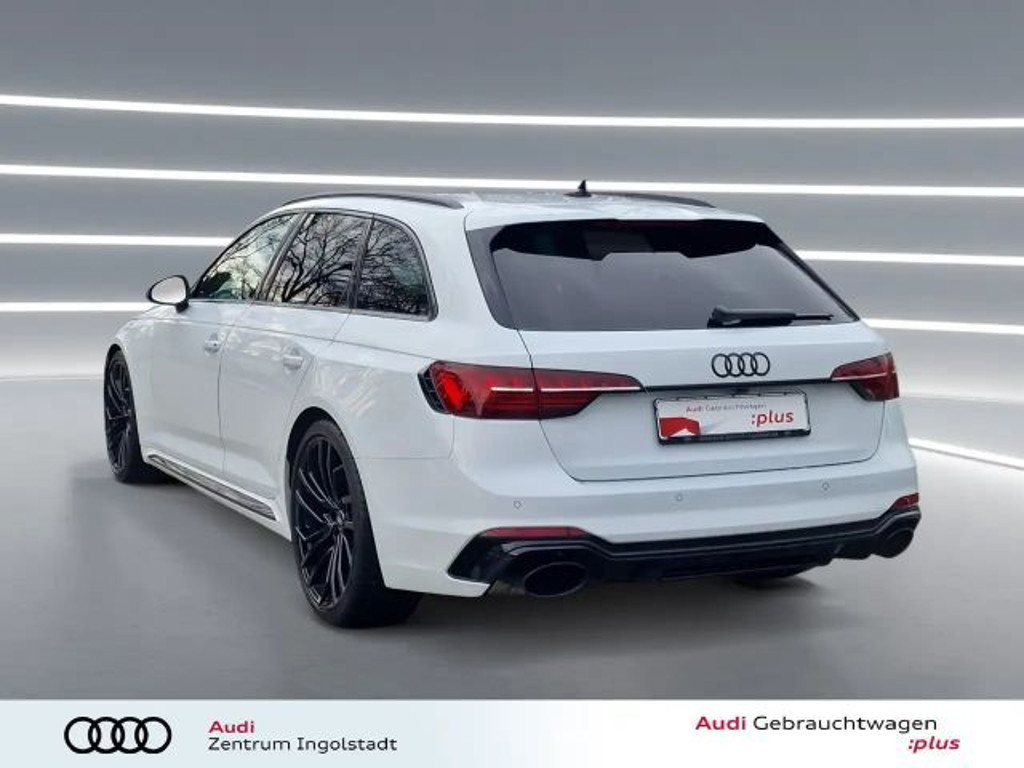 Audi RS4