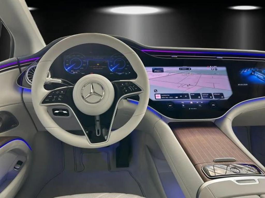 Mercedes-Benz EQS