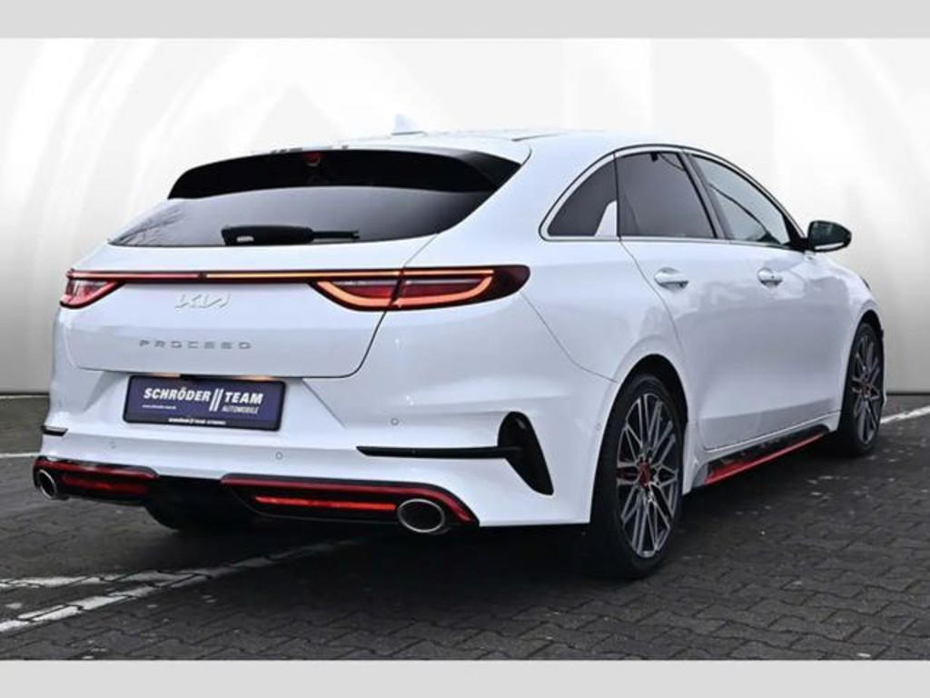 Kia ProCeed