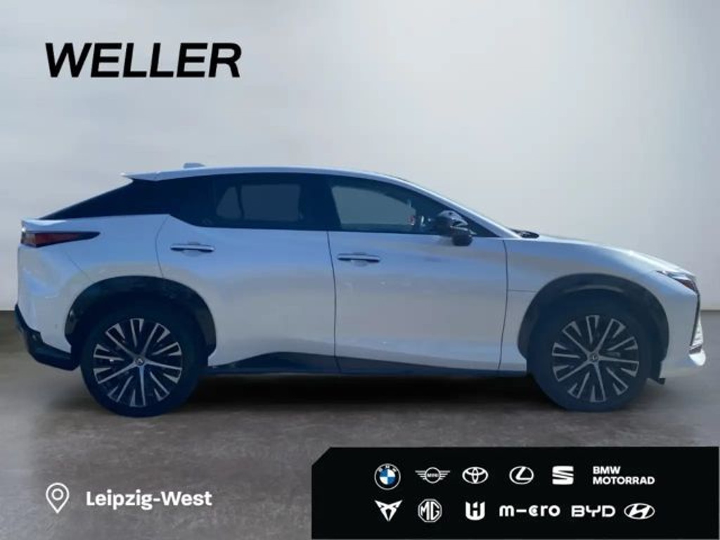 Lexus RZ