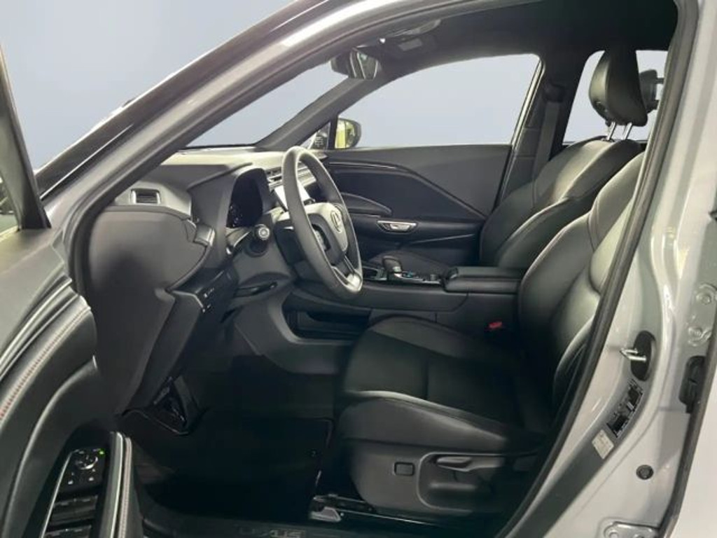 Lexus LBX