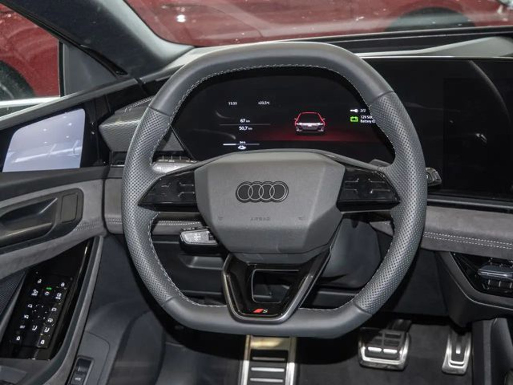 Audi S6 e-tron