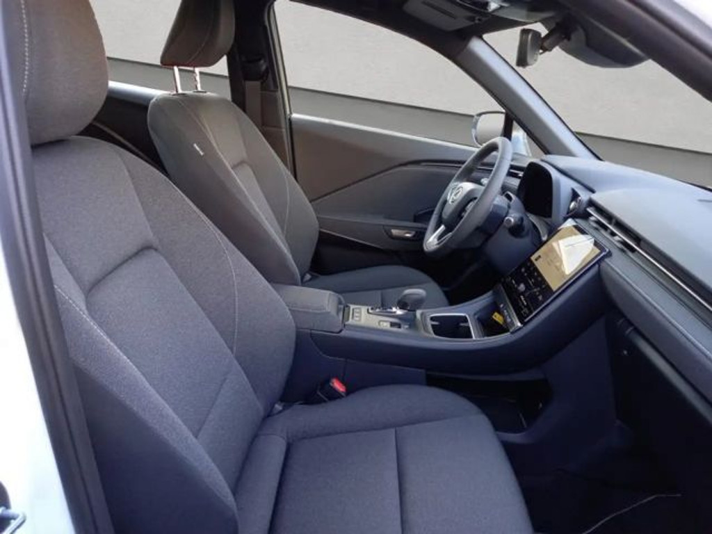 Lexus LBX