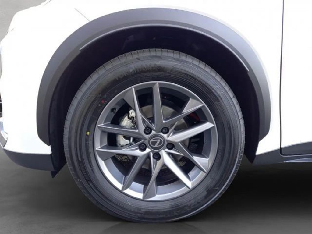 Lexus LBX