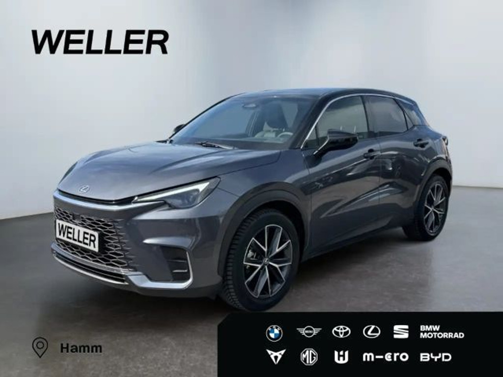 Lexus LBX