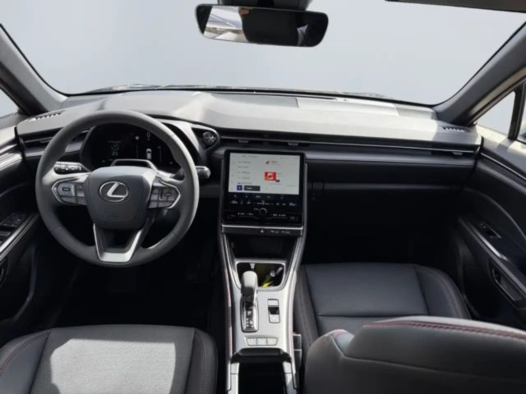 Lexus LBX