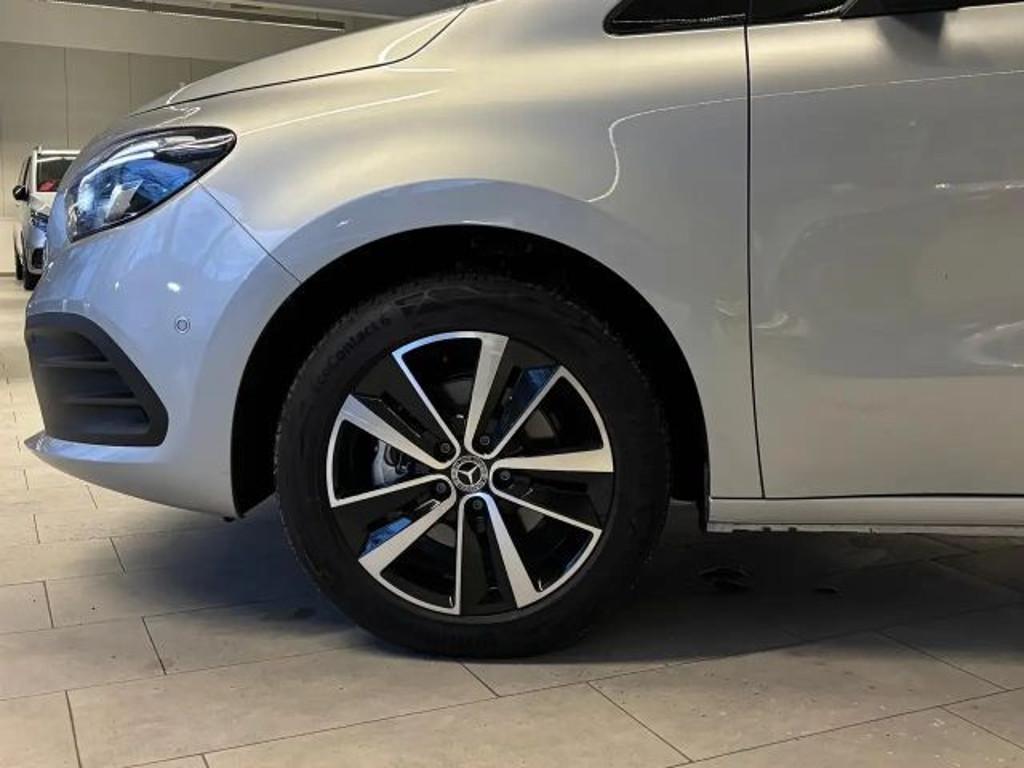 Mercedes-Benz T 180