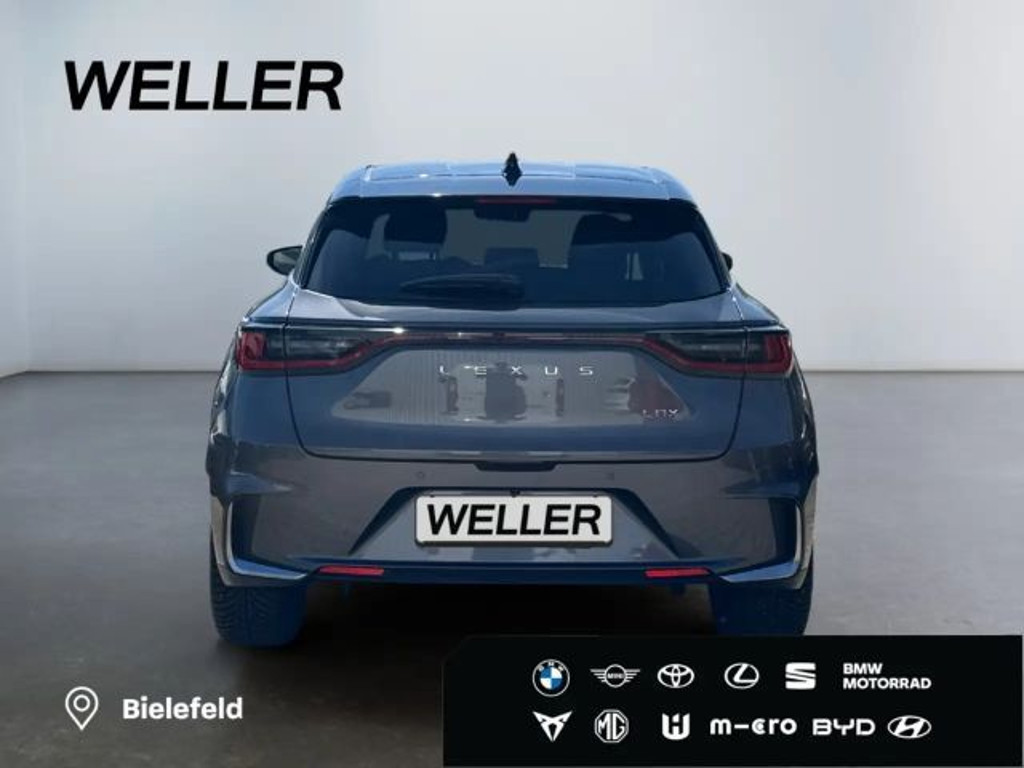 Lexus LBX