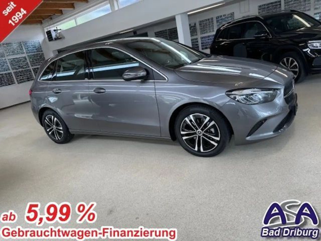 Mercedes-Benz B-Klasse 2025 Benzine