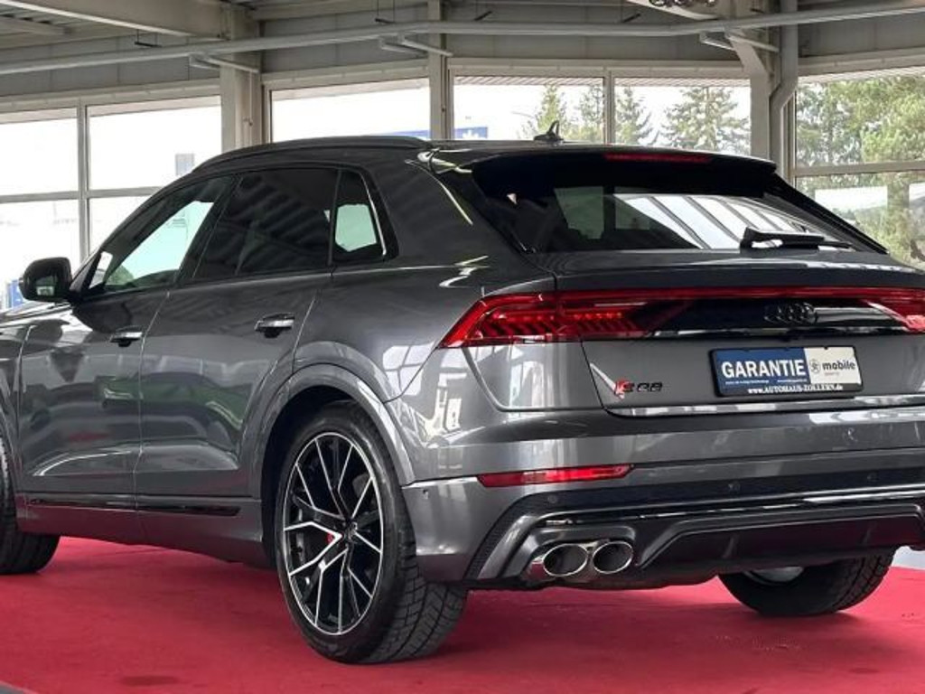 Audi SQ8