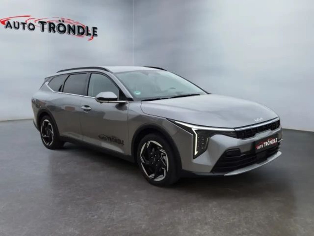 Kia K4