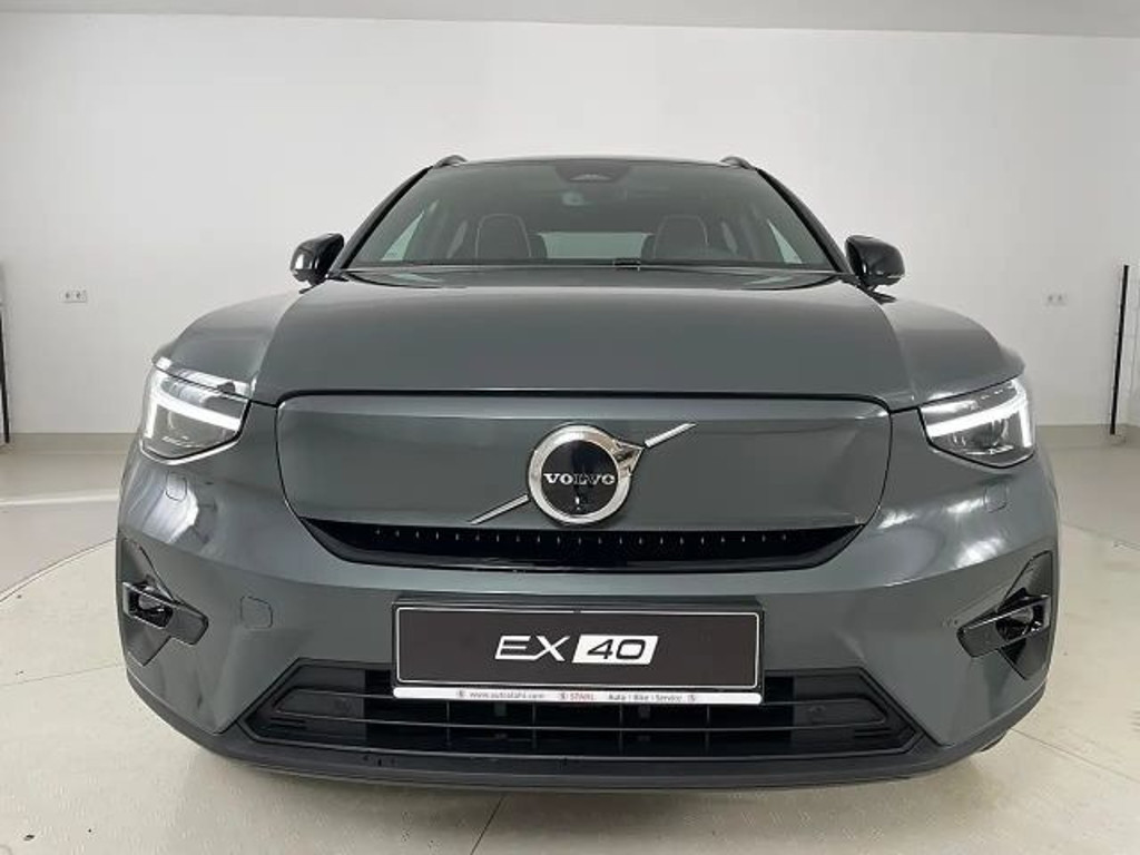Volvo EX40