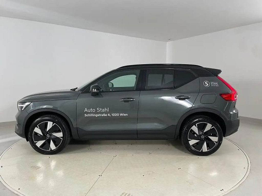Volvo EX40