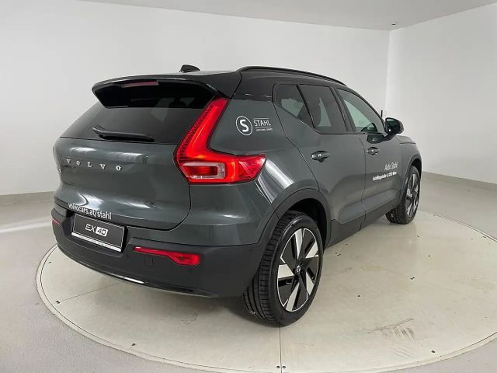 Volvo EX40