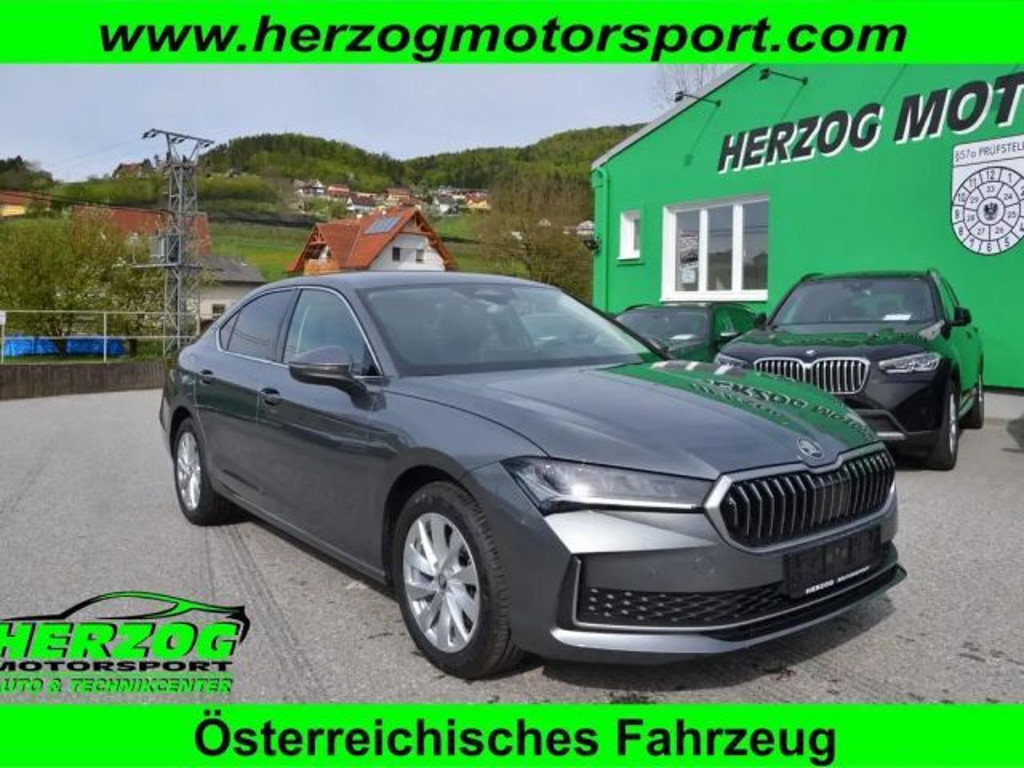 Skoda Superb 2025 Benzine
