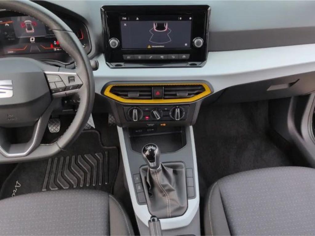 Seat Arona
