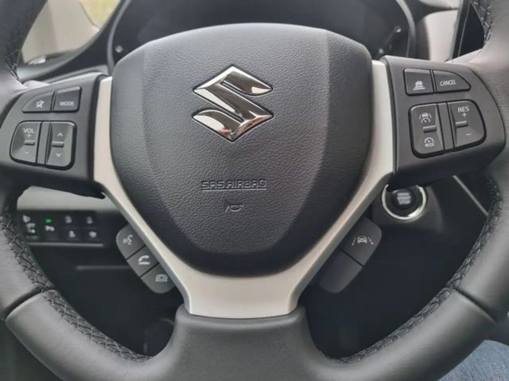 Suzuki S-Cross