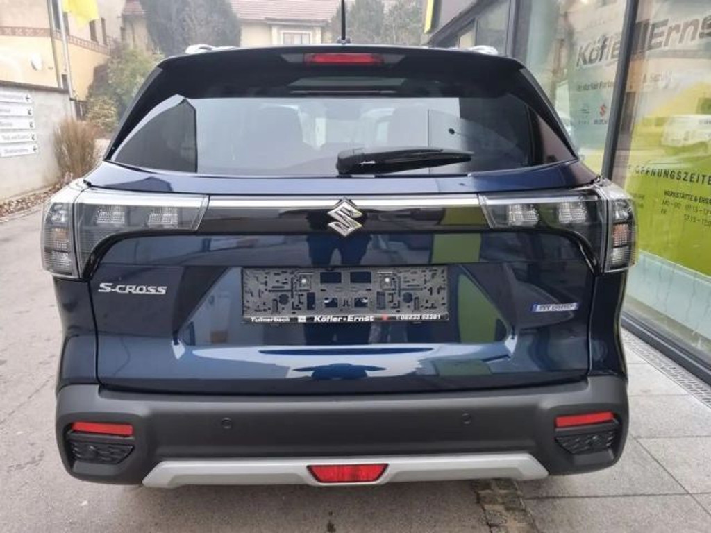 Suzuki S-Cross
