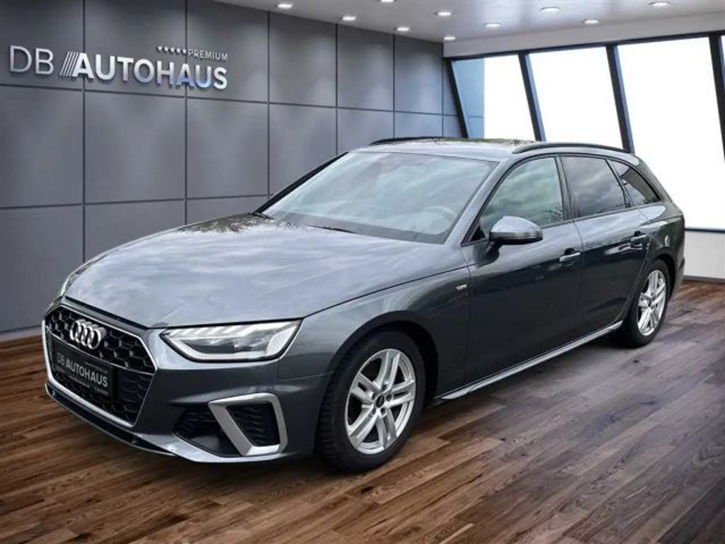Audi A4 2023 Benzine