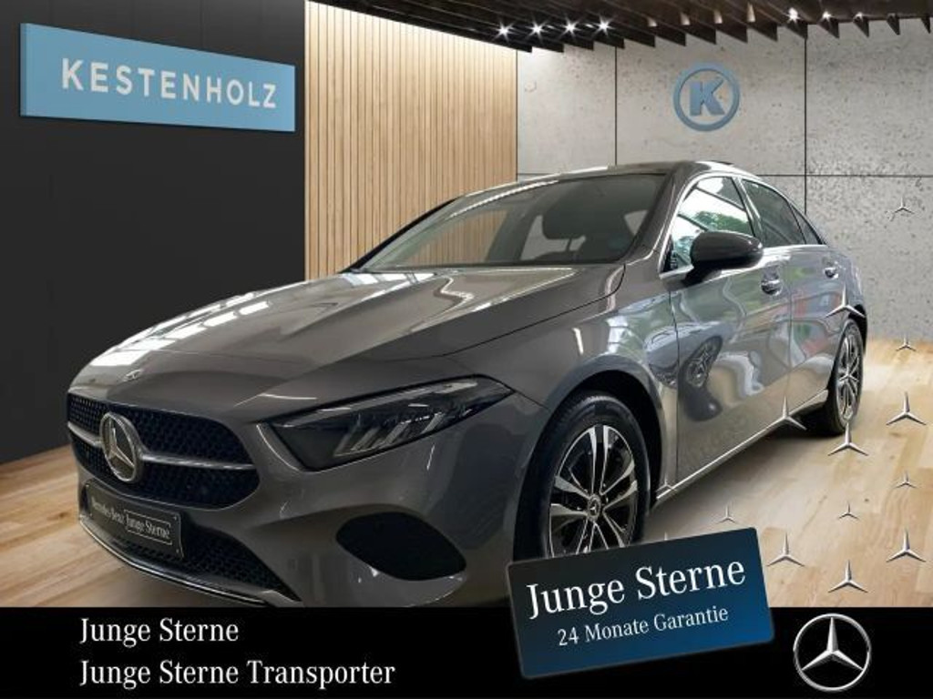 Mercedes-Benz A-Klasse 2024 Hybride Benzine