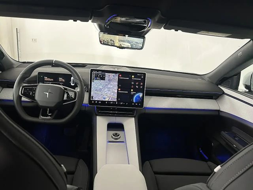 Polestar 4