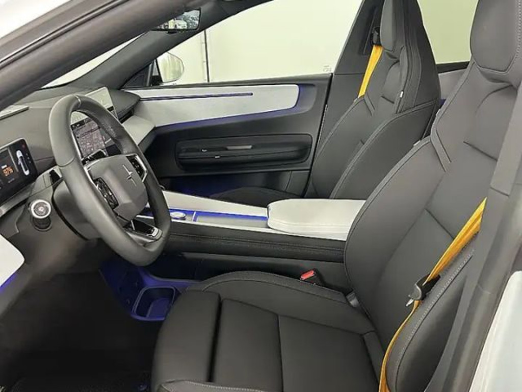Polestar 4