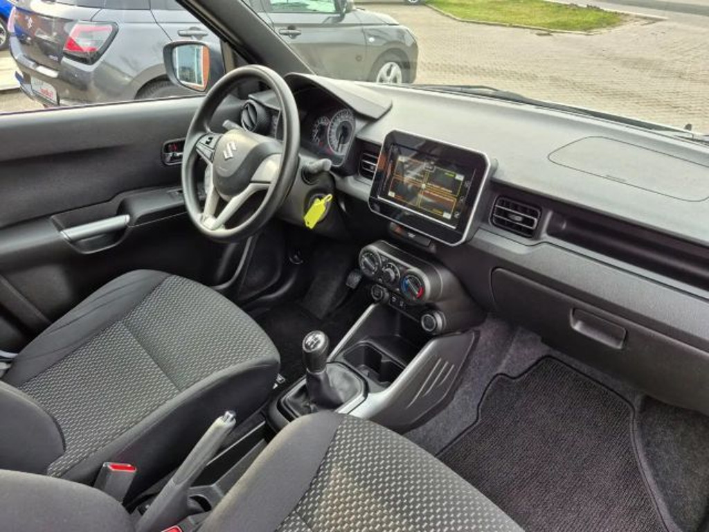 Suzuki Ignis