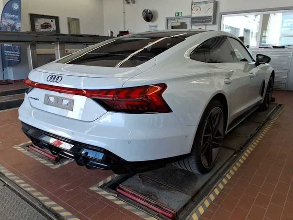 Audi e-tron GT