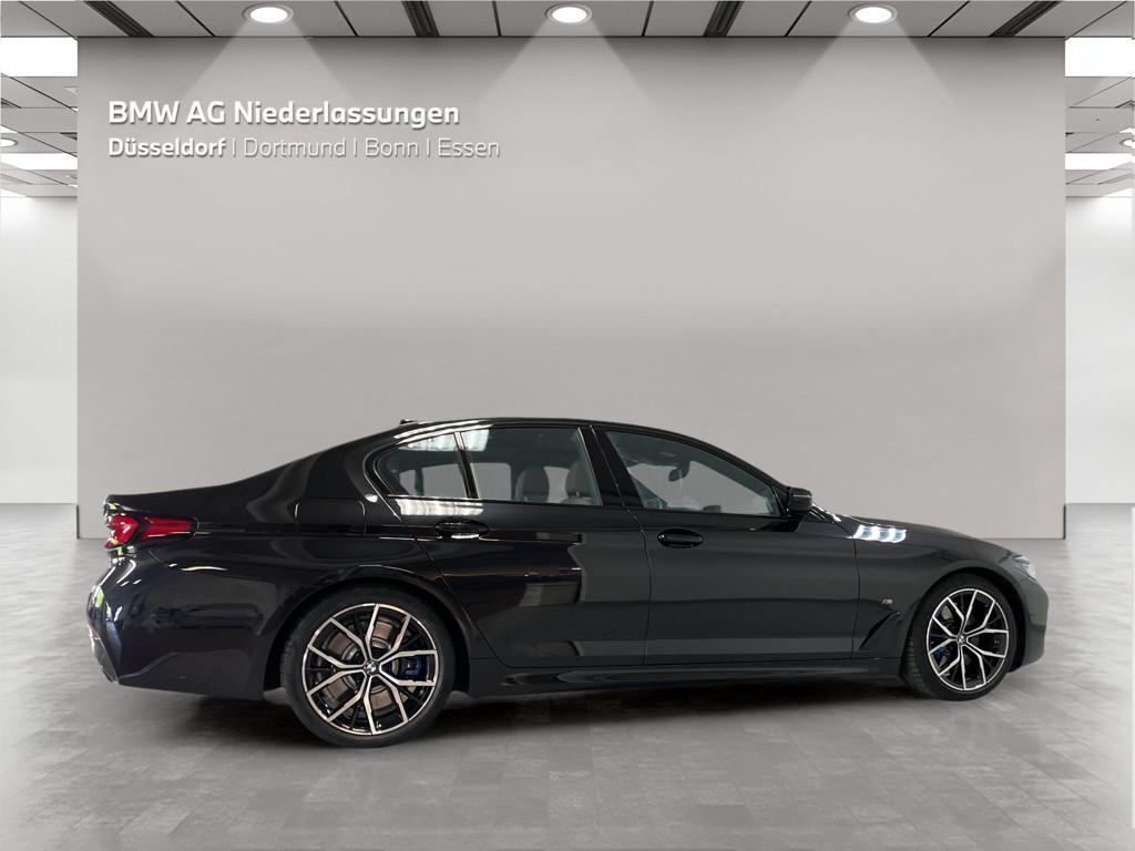 BMW M550