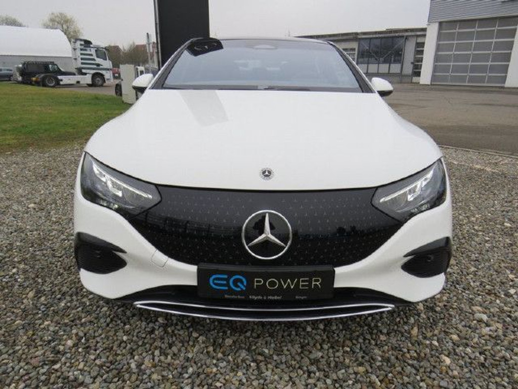 Mercedes-Benz EQE